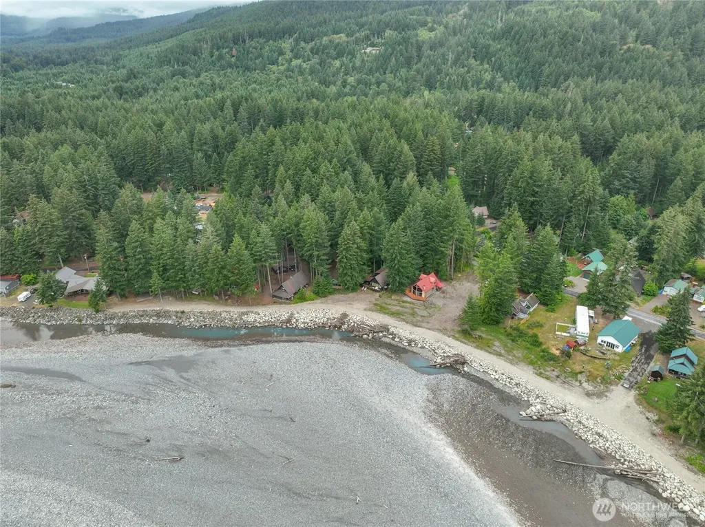 102 Maple Place Packwood WA 98361