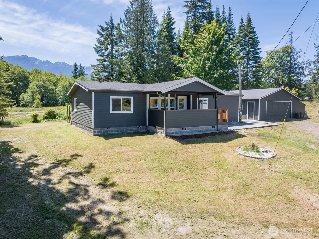 1806 Monroe Road Port Angeles WA 98362