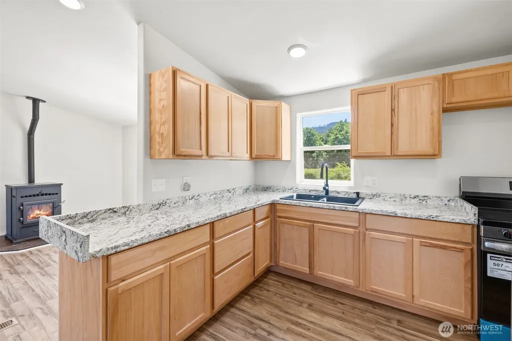 1806 Monroe Road Port Angeles WA 98362