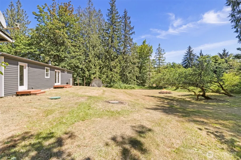 1806 Monroe Road Port Angeles WA 98362