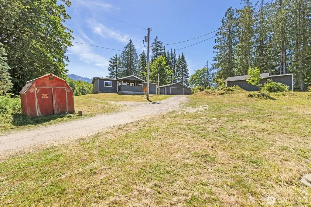 1806 Monroe Road Port Angeles WA 98362