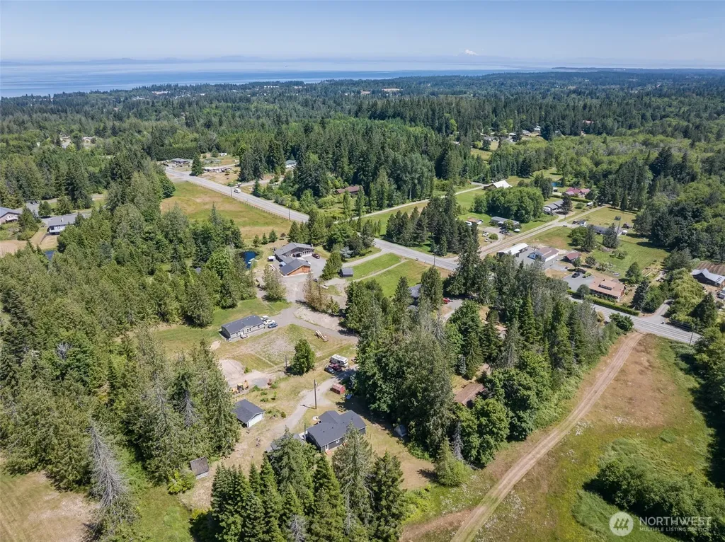 1806 Monroe Road Port Angeles WA 98362