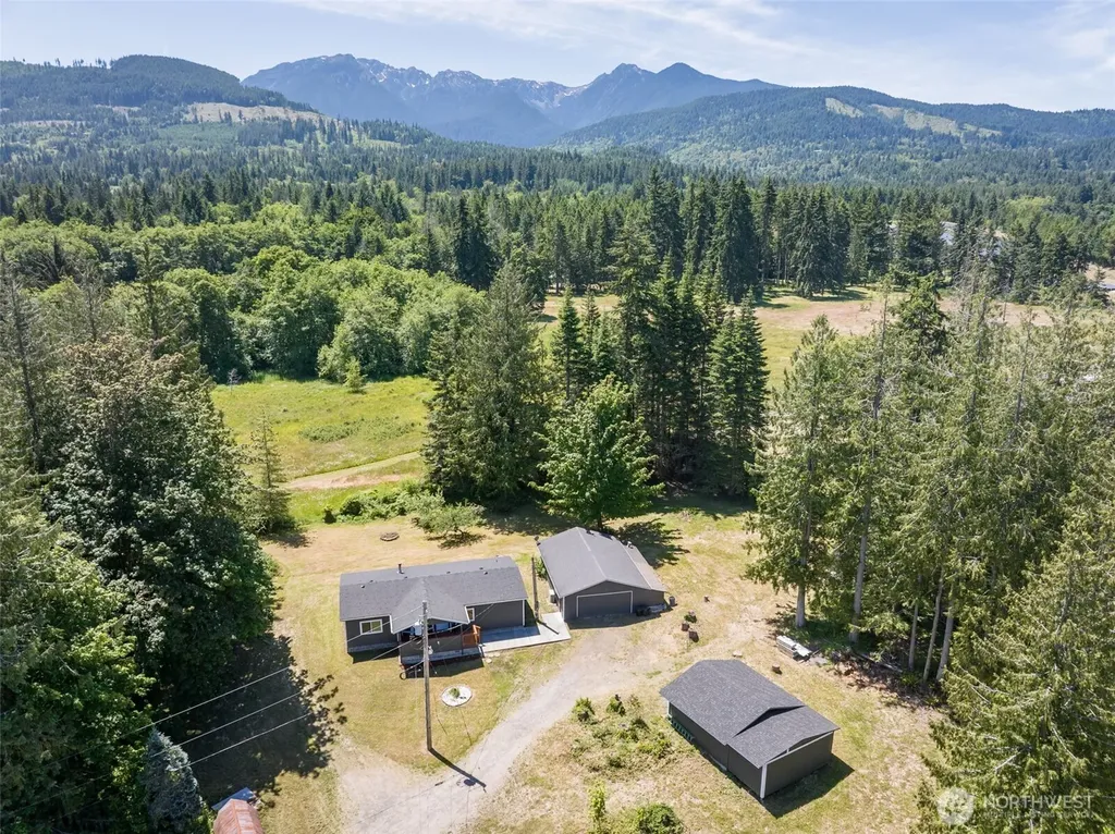 1806 Monroe Road Port Angeles WA 98362