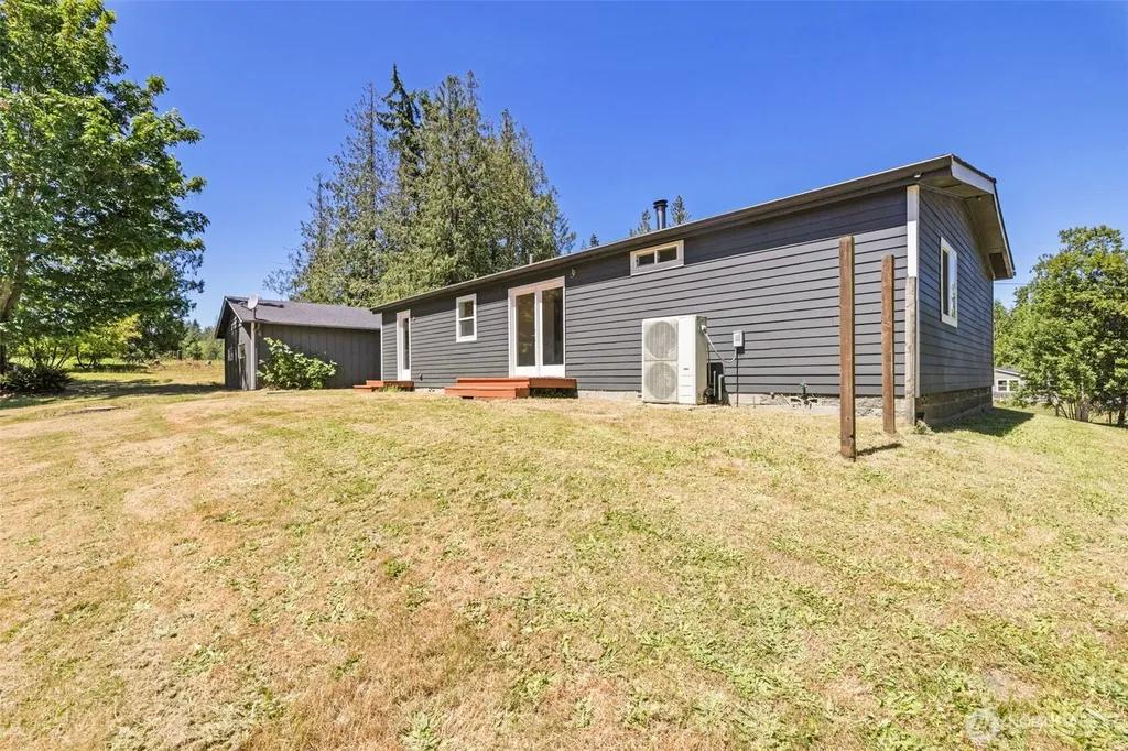 1806 Monroe Road Port Angeles WA 98362