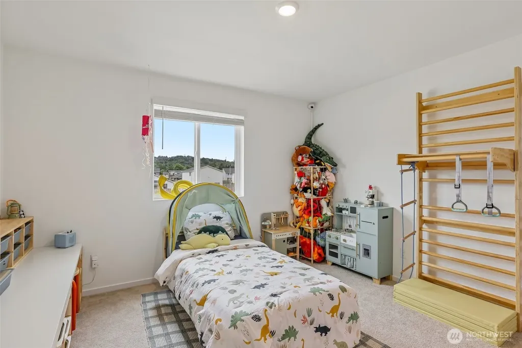 2027 Henderson Way Longview WA 98632