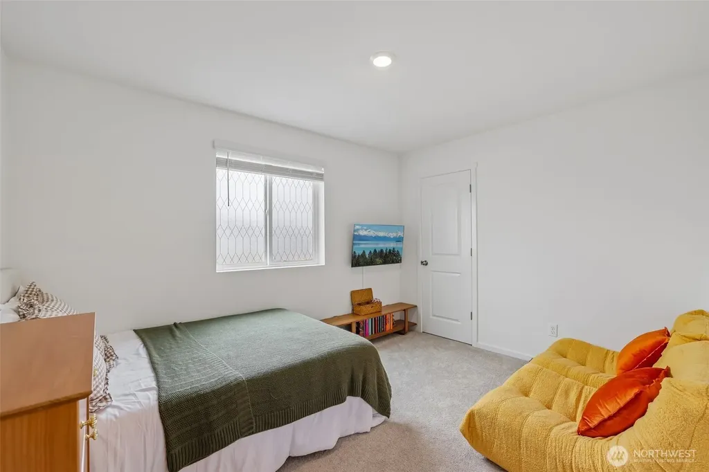 2027 Henderson Way Longview WA 98632