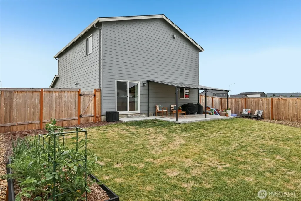 2027 Henderson Way Longview WA 98632