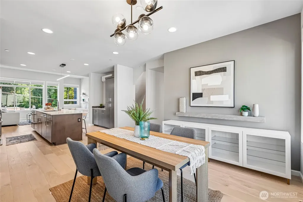 12120 76th Way NE Kirkland WA 98034