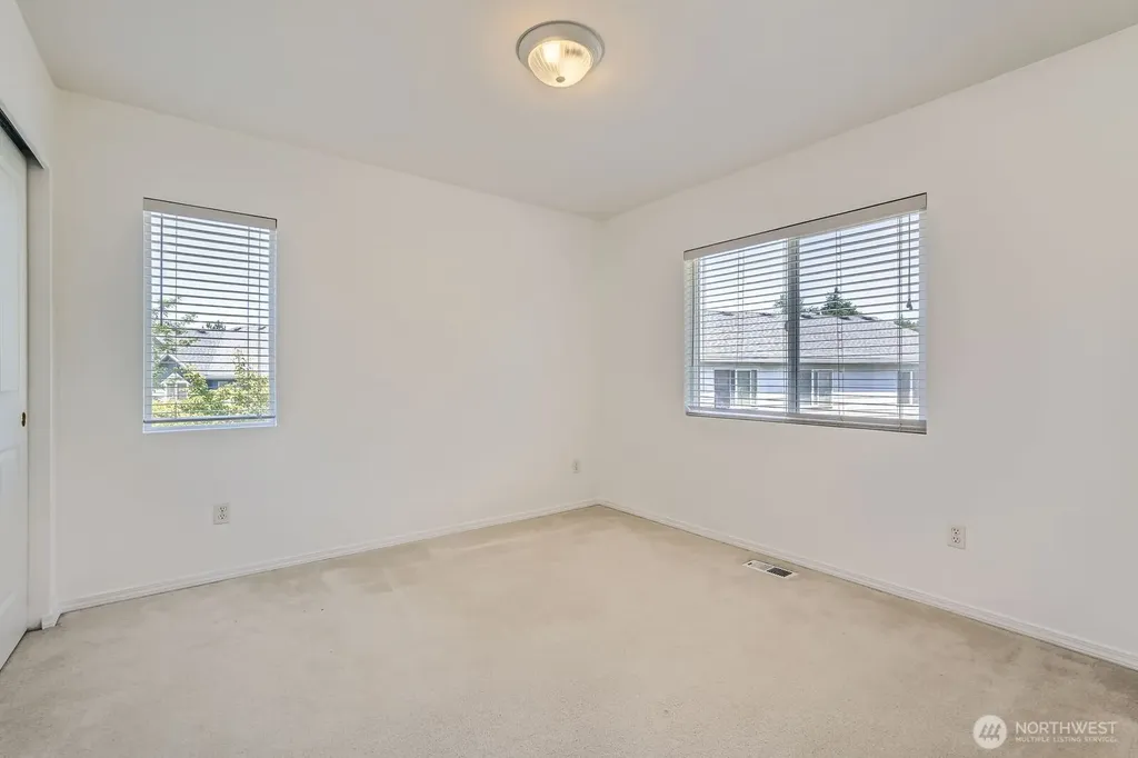 24036 SE 10th Court Sammamish WA 98075