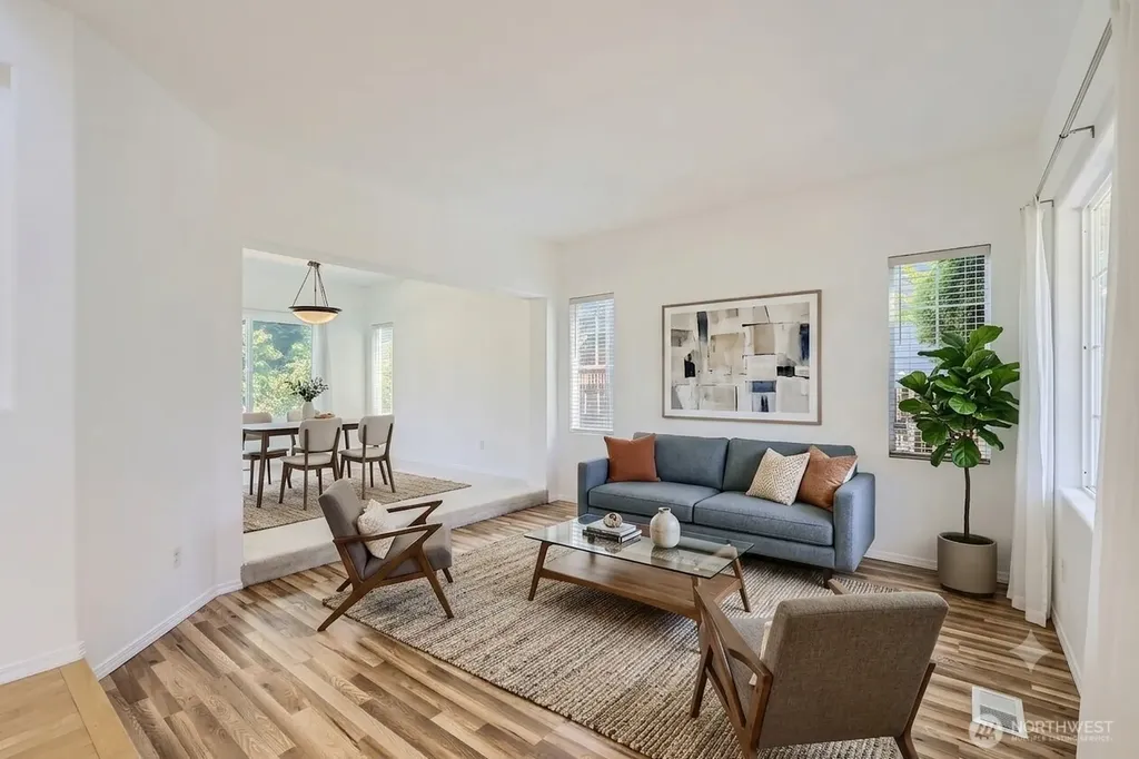 24036 SE 10th Court Sammamish WA 98075