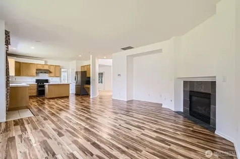 24036 SE 10th Court Sammamish WA 98075