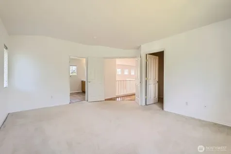 24036 SE 10th Court Sammamish WA 98075