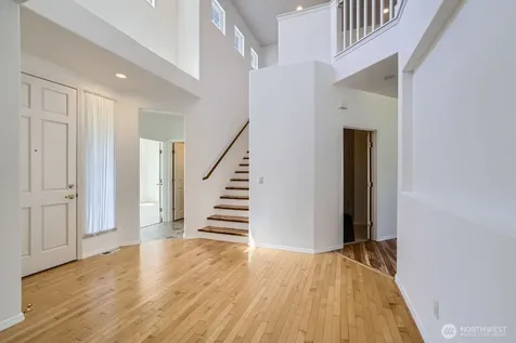 24036 SE 10th Court Sammamish WA 98075