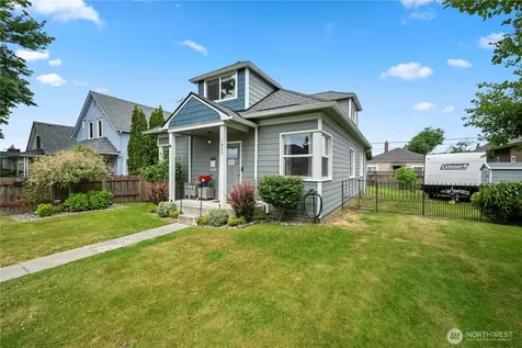1925 Rainier Avenue Everett WA 98201