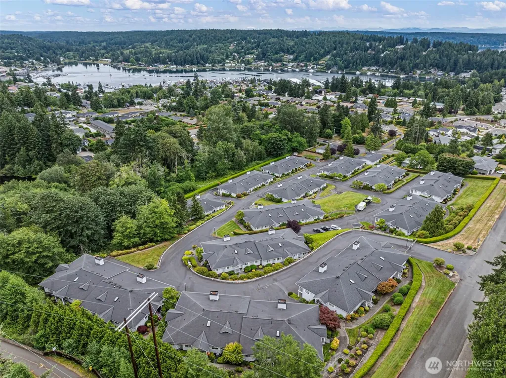 3812 Snyder Lane Gig Harbor WA 98335