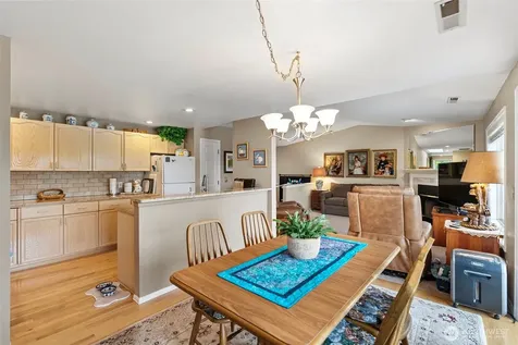 3812 Snyder Lane Gig Harbor WA 98335