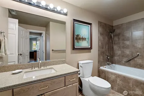 3812 Snyder Lane Gig Harbor WA 98335