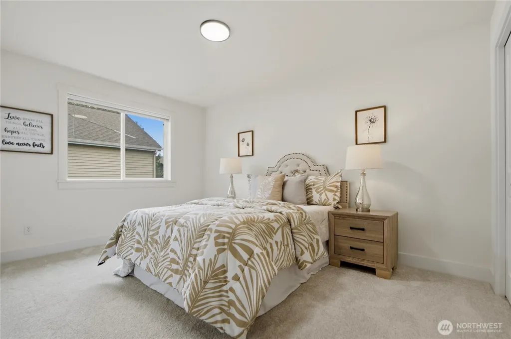 12516 NE 90th Street Kirkland WA 98033