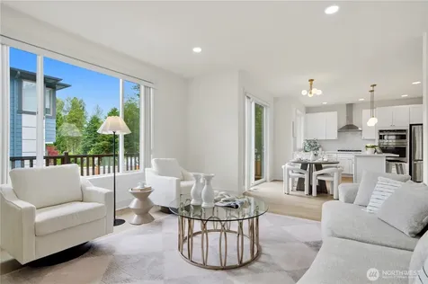 12516 NE 90th Street Kirkland WA 98033