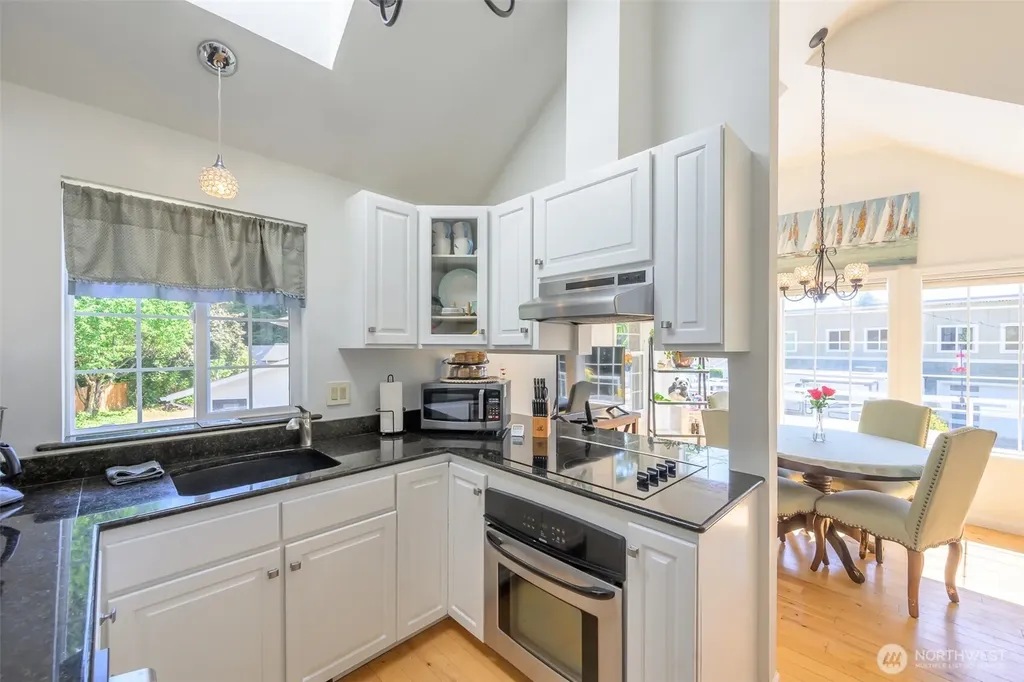 101 NE Wagon Wheel Road Belfair WA 98528