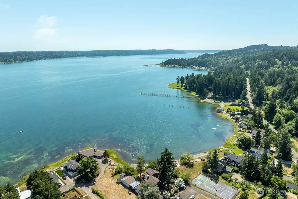 101 NE Wagon Wheel Road Belfair WA 98528