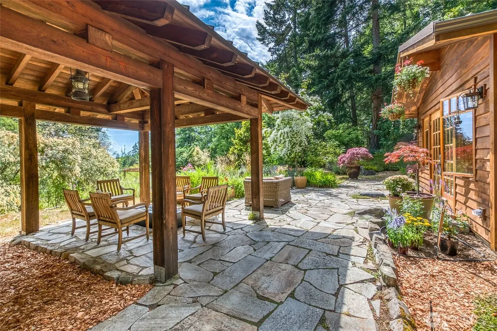 85 Moki Road Orcas Island WA 98280