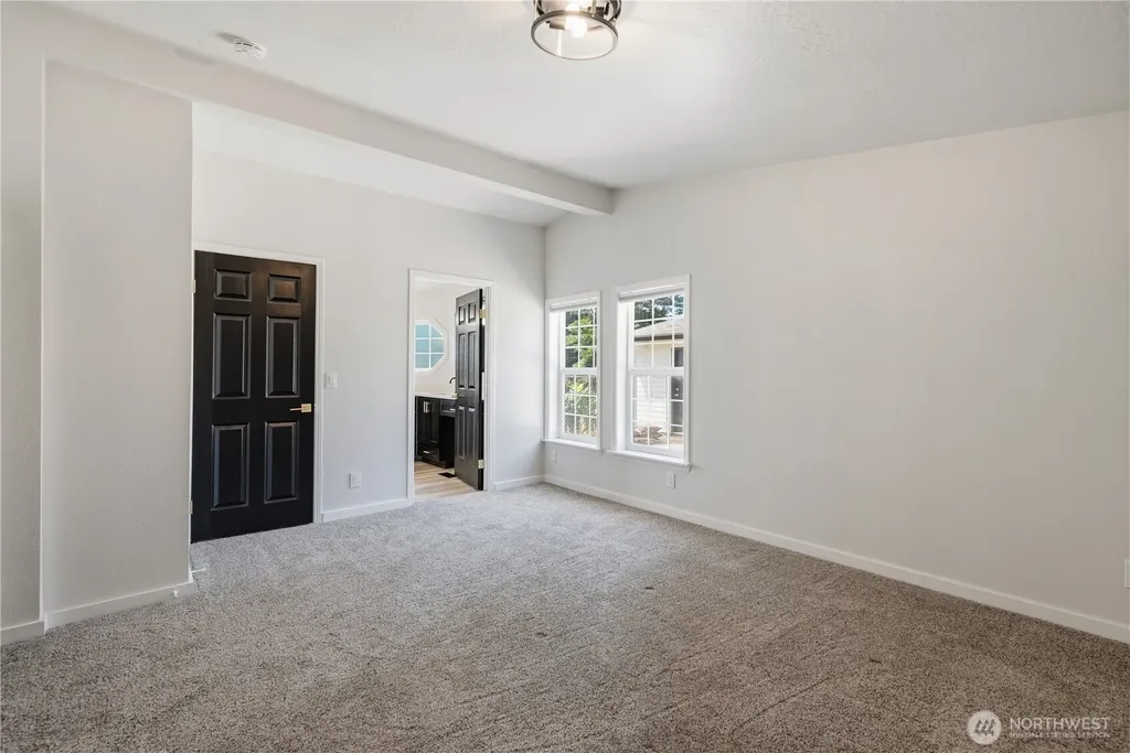 105 Robin Court Longview WA 98632