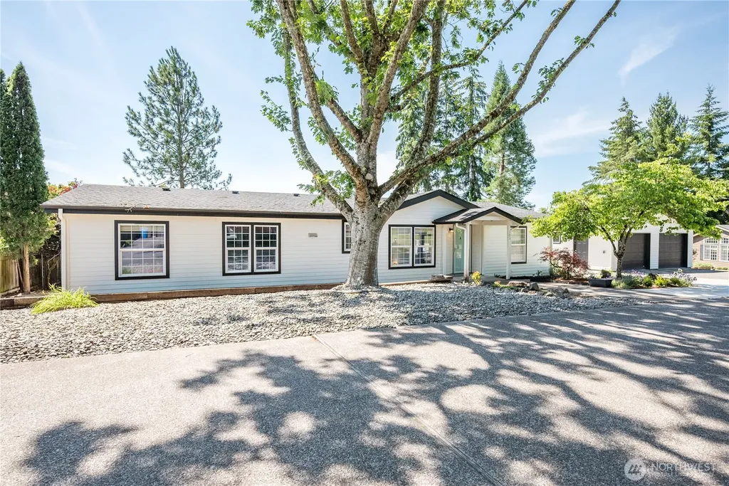 105 Robin Court Longview WA 98632