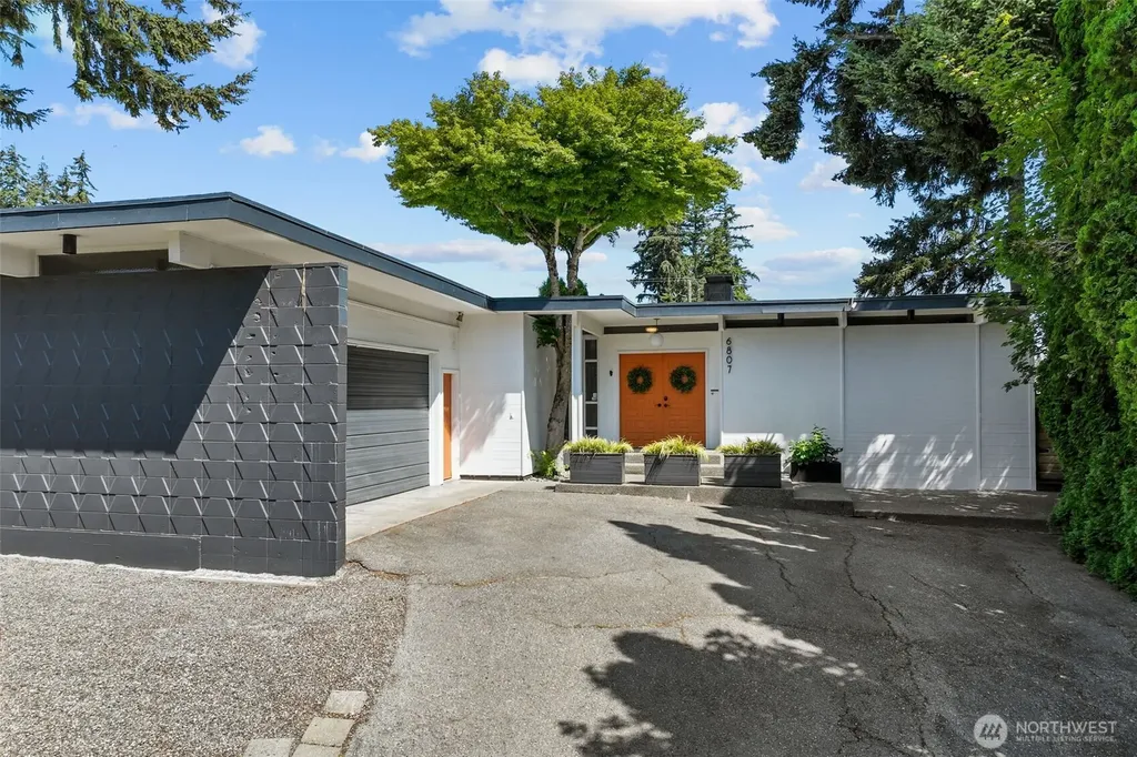 6807 44th Street Court W University Place WA 98466