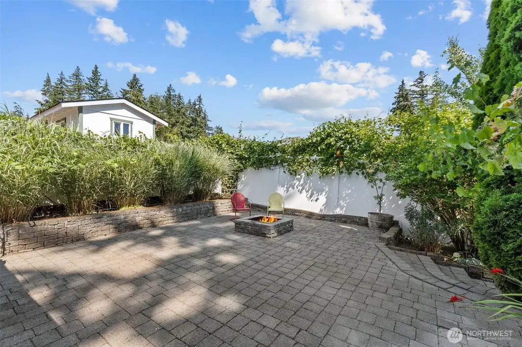 6807 44th Street Court W University Place WA 98466