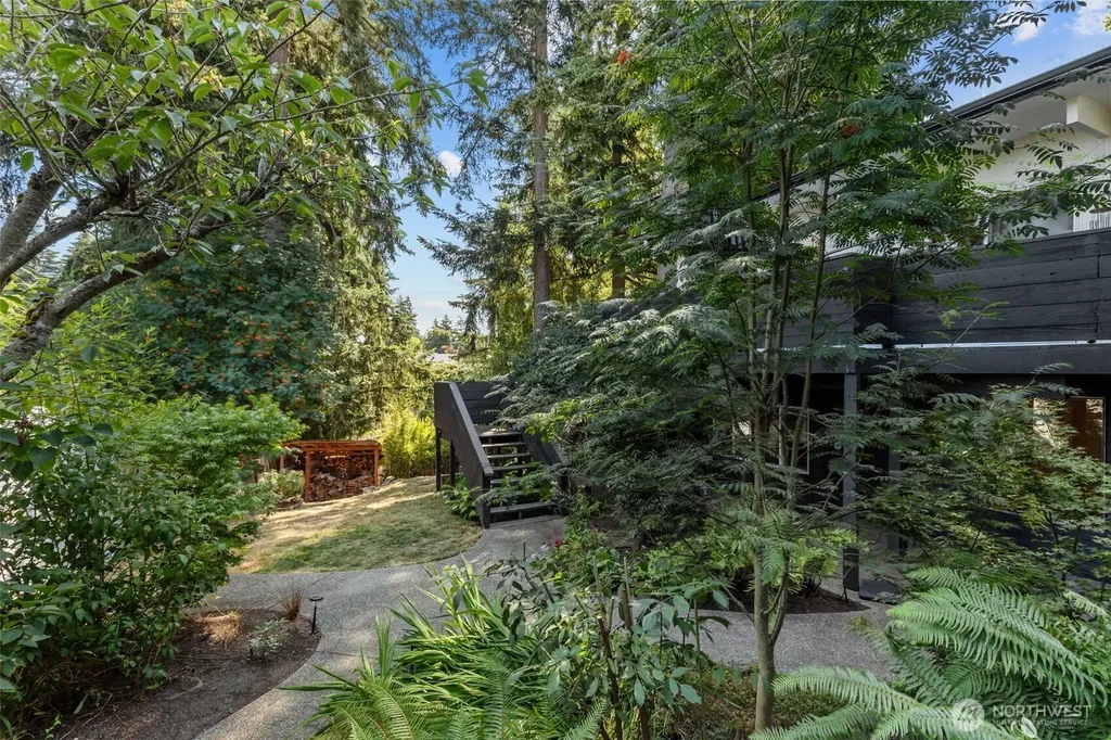6807 44th Street Court W University Place WA 98466