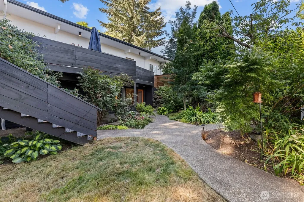 6807 44th Street Court W University Place WA 98466