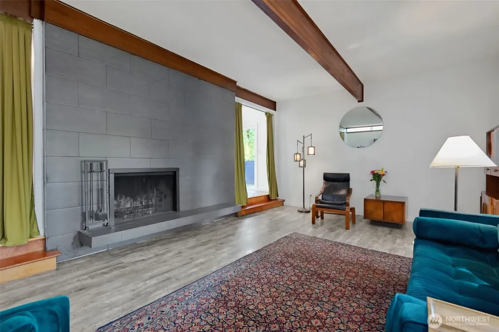 6807 44th Street Court W University Place WA 98466