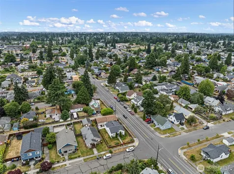 1512 S Oakes Street Tacoma WA 98405