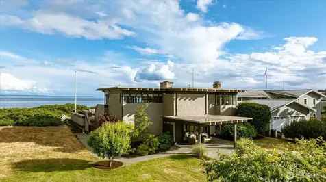 2126 Shore Avenue Freeland WA 98249