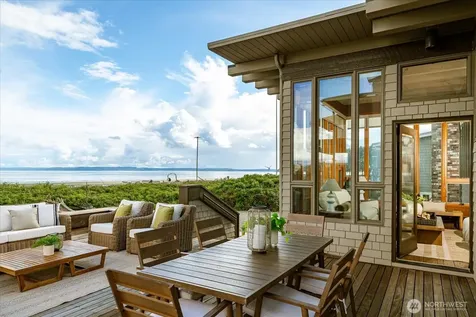 2126 Shore Avenue Freeland WA 98249