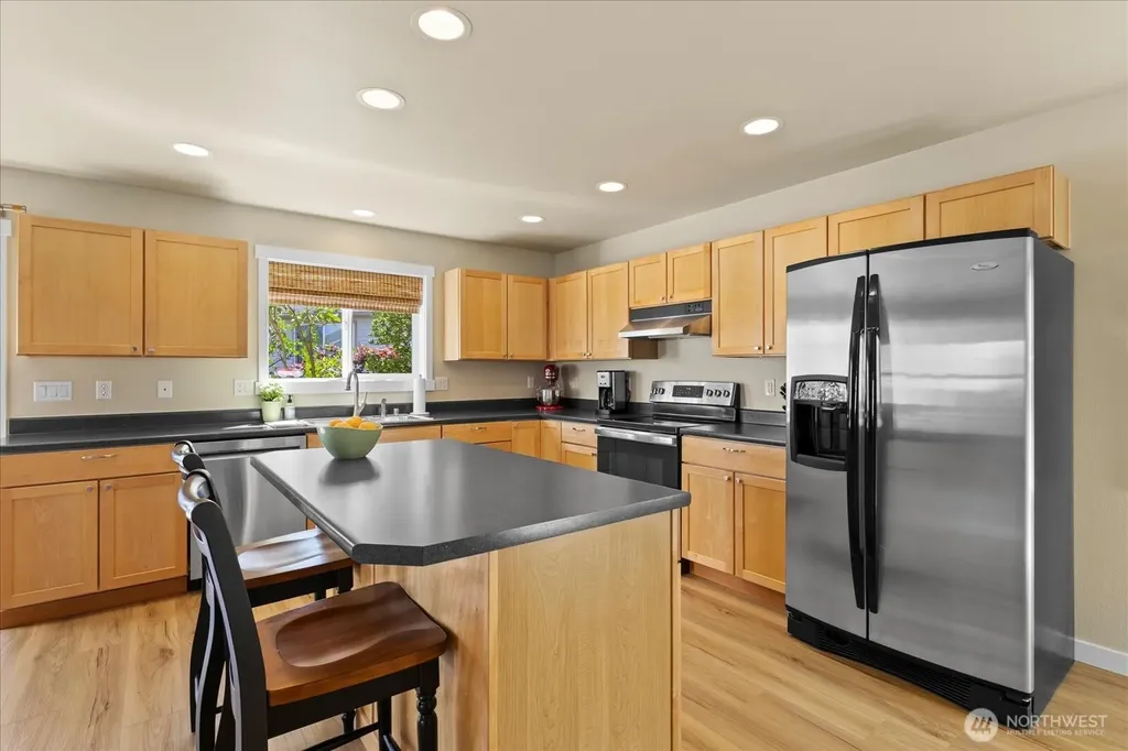 14625 33rd Place W Lynnwood WA 98087