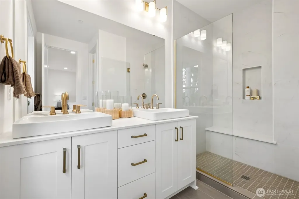 18923 99th Place NE Bothell WA 98011