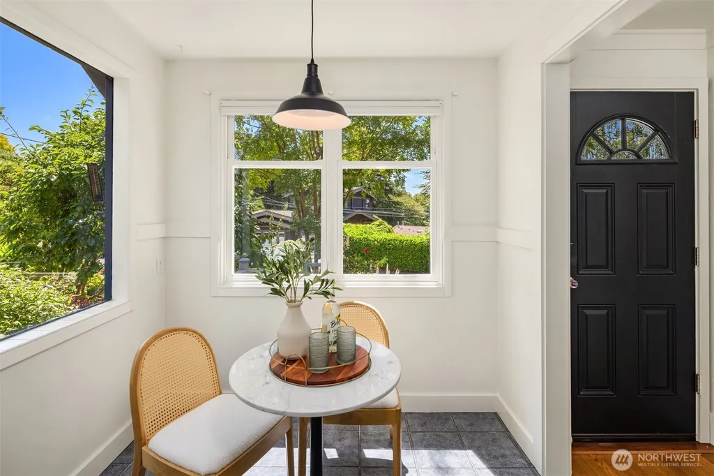 108 N 57th Street Seattle WA 98103