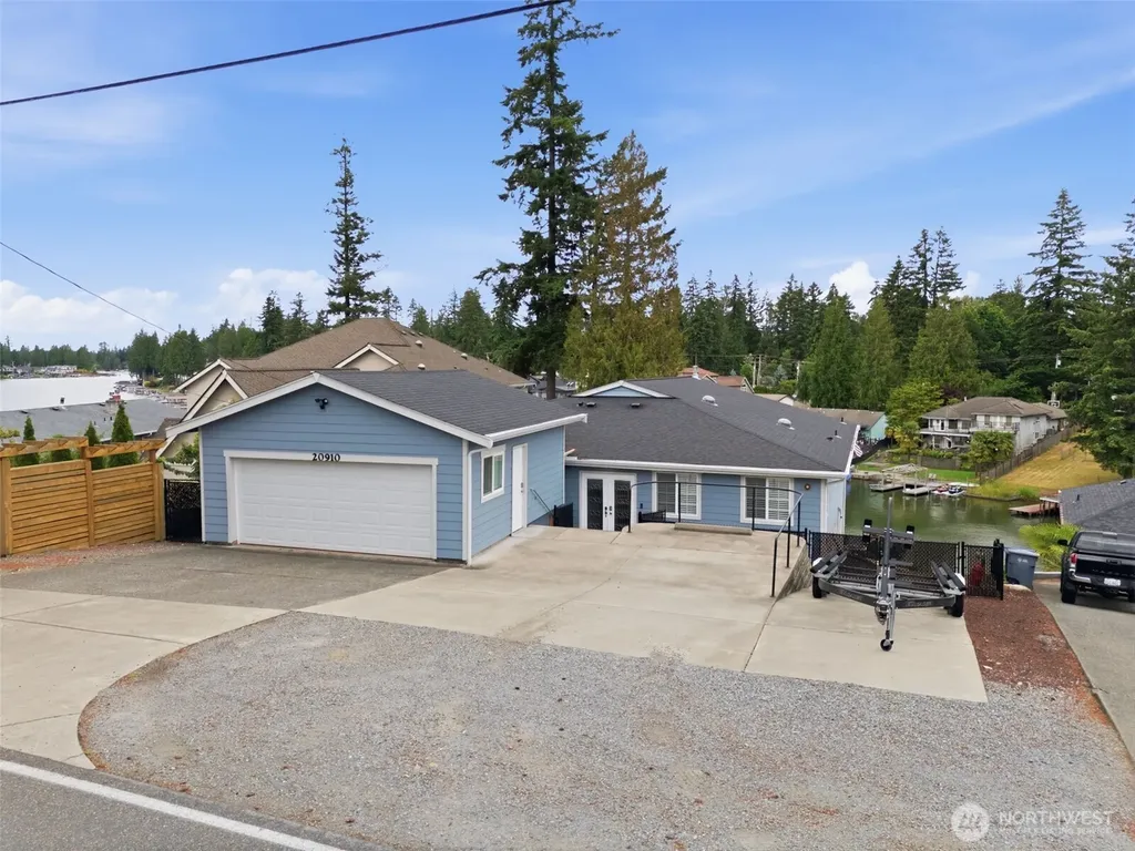 20910 Church Lake Drive E Bonney Lake WA 98391