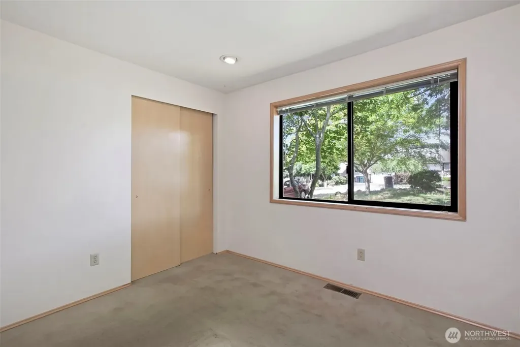 7030 67th Place NE Marysville WA 98270