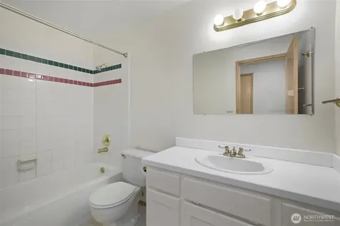 7030 67th Place NE Marysville WA 98270