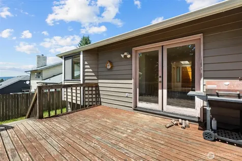 7030 67th Place NE Marysville WA 98270