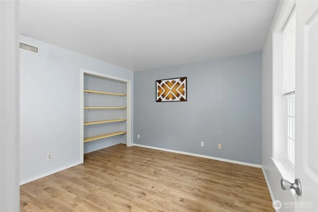91 Loafer Lane Port Angeles WA 98362
