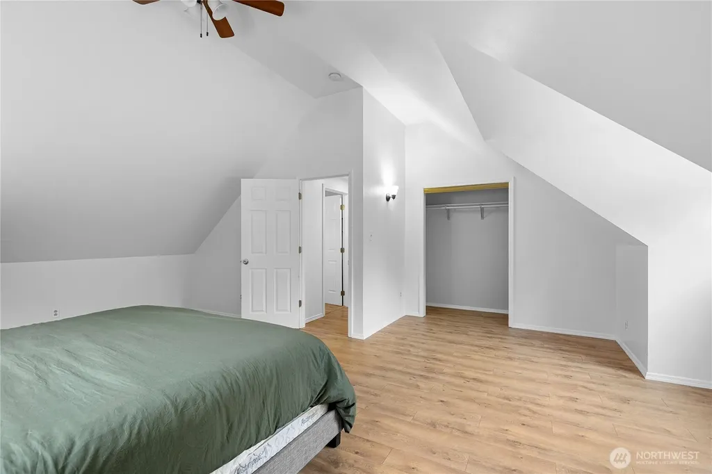 91 Loafer Lane Port Angeles WA 98362