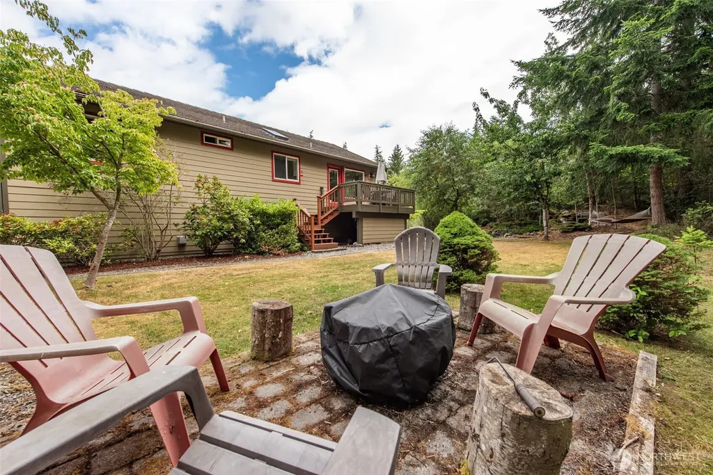 20 Doe Run Road Sequim WA 98382