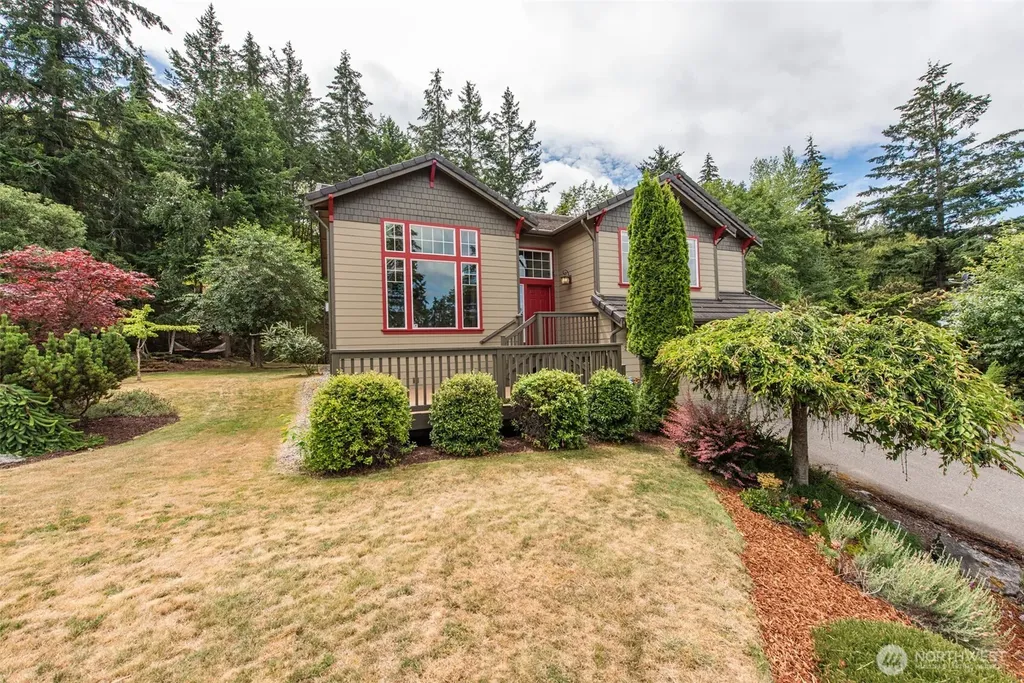 20 Doe Run Road Sequim WA 98382