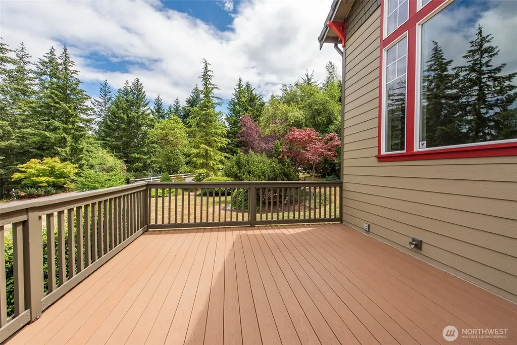20 Doe Run Road Sequim WA 98382