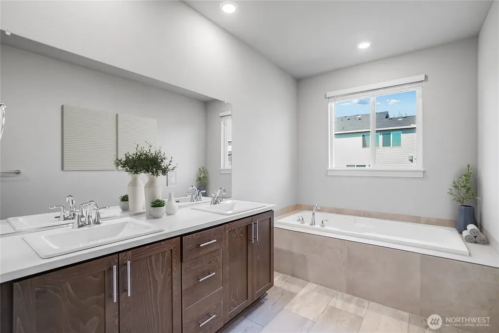 16907 NE 37th Avenue Vancouver WA 98686