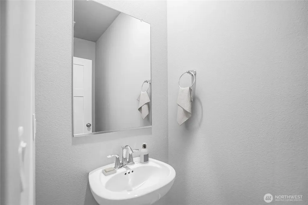 16907 NE 37th Avenue Vancouver WA 98686